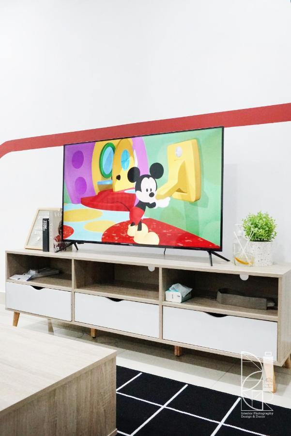 Desaru Ktv Mickey Theme By Joyfully 29M6 Villa Bandar Penawar Luaran gambar