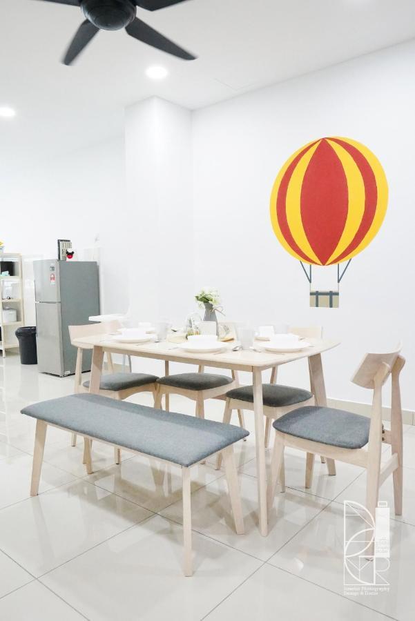 Desaru Ktv Mickey Theme By Joyfully 29M6 Villa Bandar Penawar Luaran gambar
